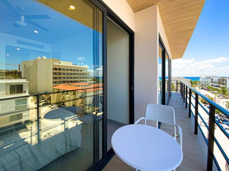 شقة Beautiful + Luxury + Ocean View + Pool بلايا ديل كارمن المظهر الخارجي الصورة