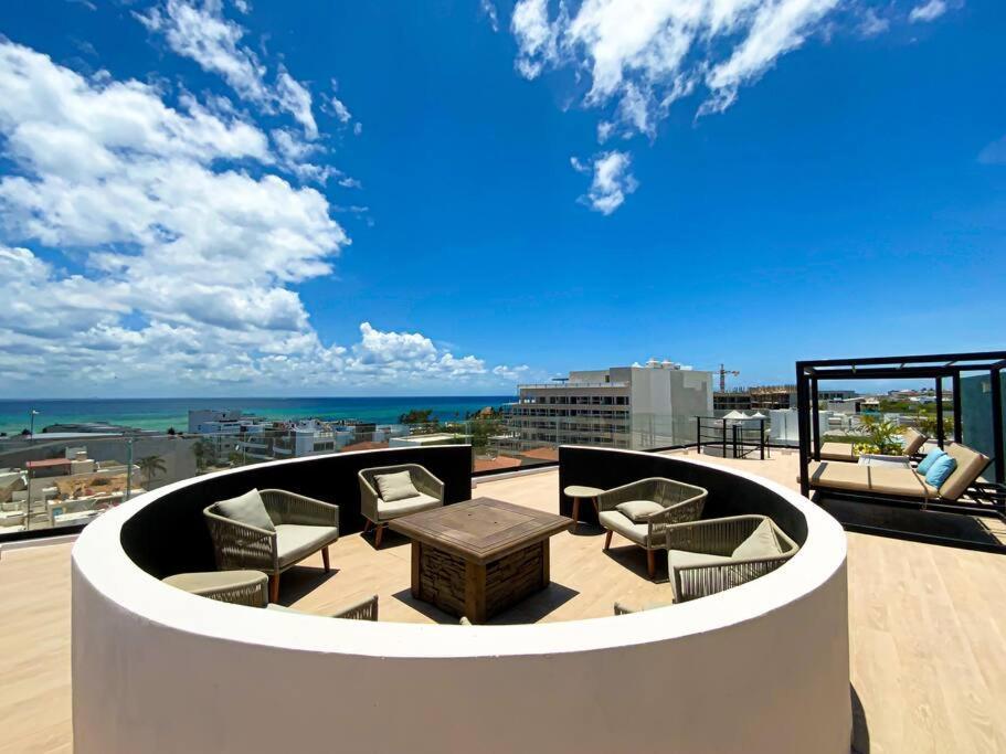 شقة Beautiful + Luxury + Ocean View + Pool بلايا ديل كارمن المظهر الخارجي الصورة